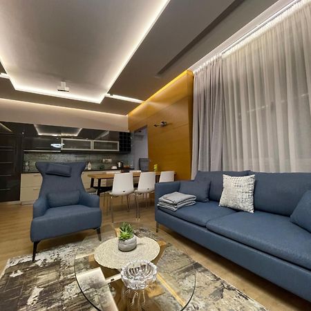 Lux Apartment Tirana Bagian luar foto
