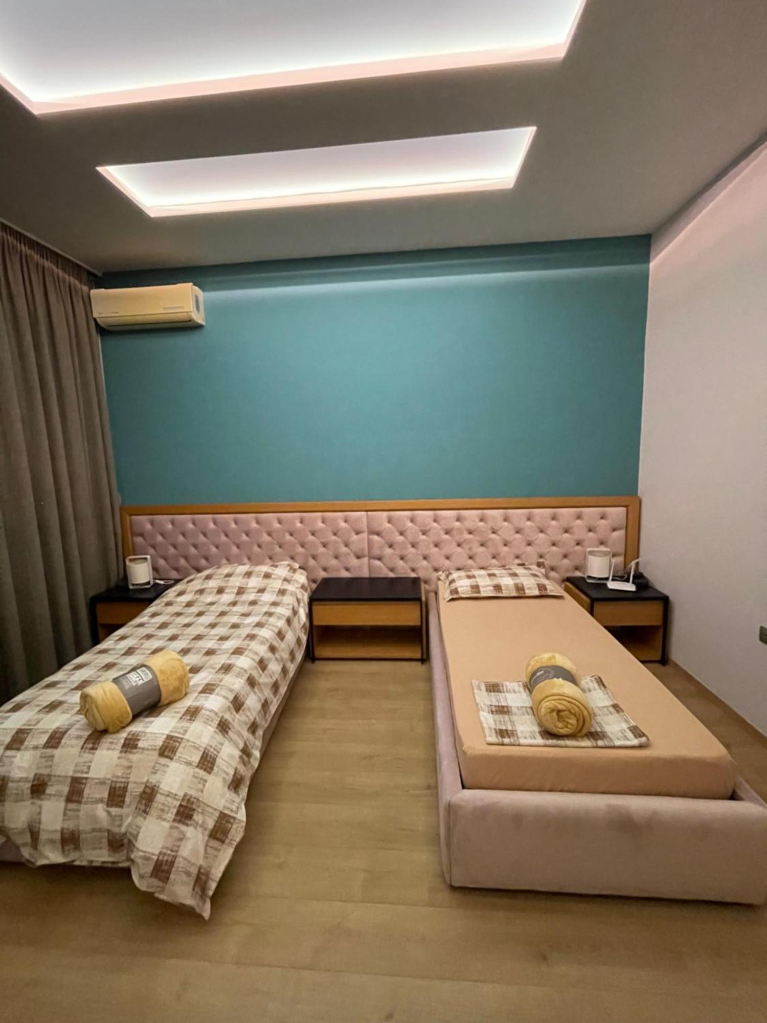 Lux Apartment Tirana Bagian luar foto