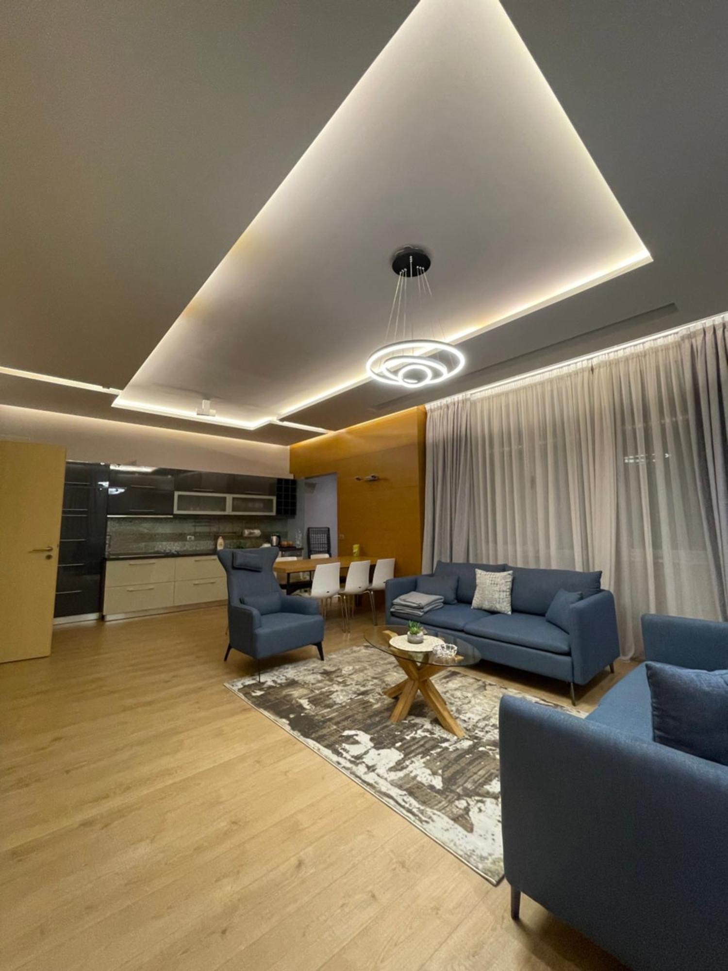 Lux Apartment Tirana Bagian luar foto